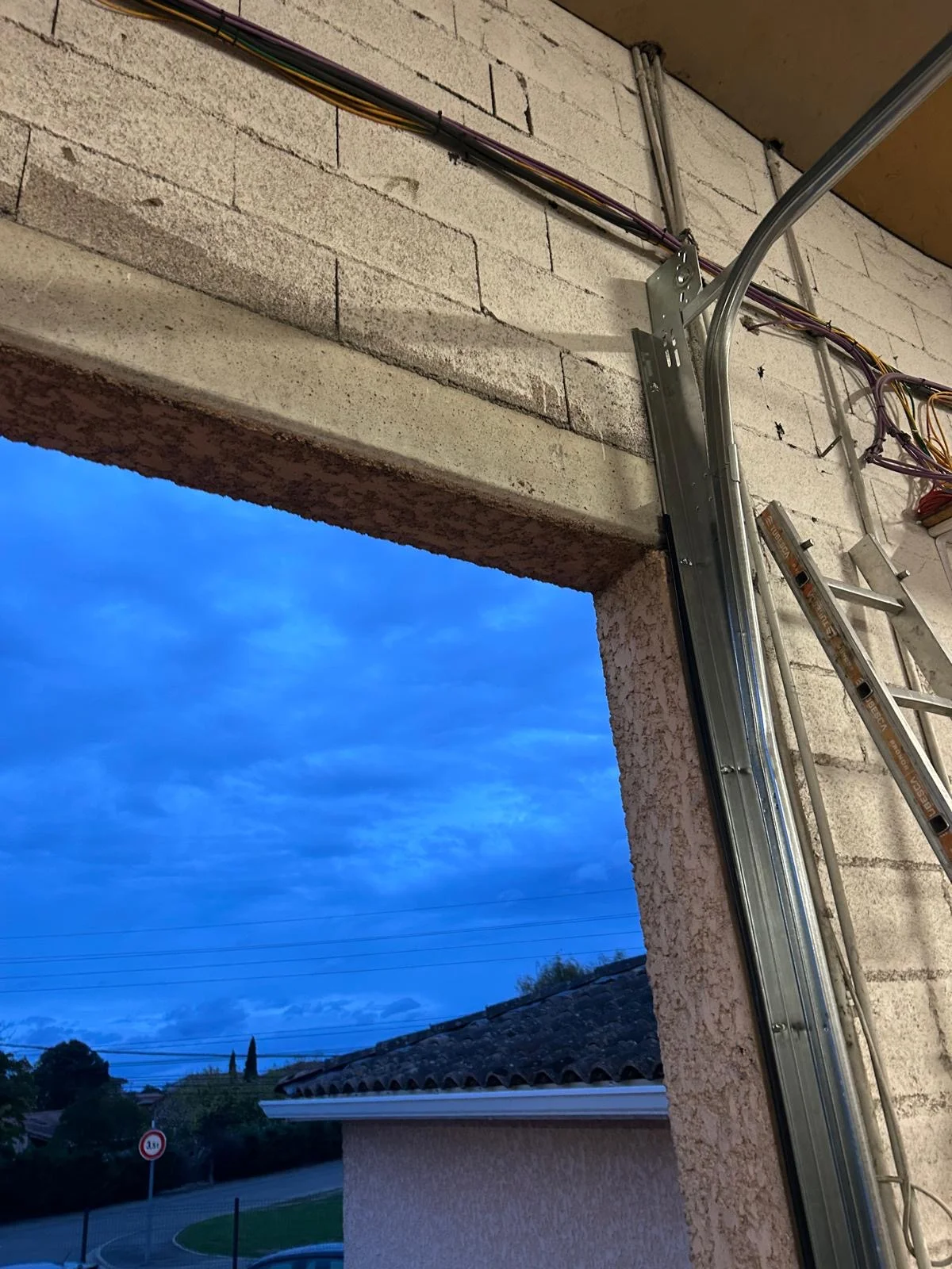 Remplacement Porte de Garage Paris - porte sectionnelle Paris